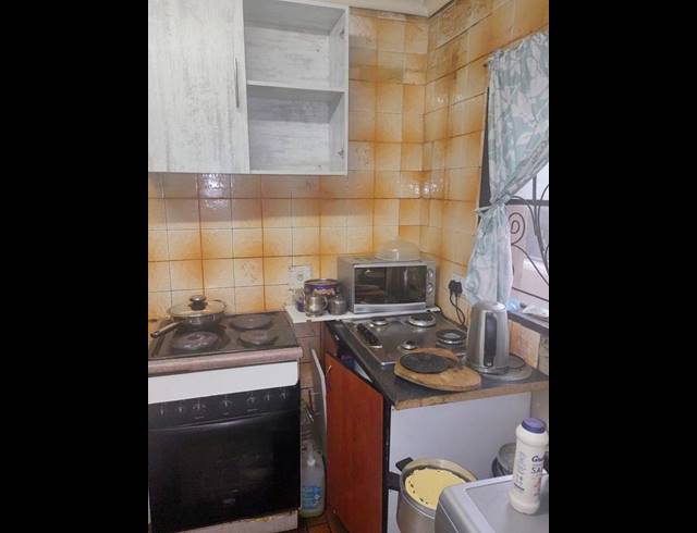 2 BEDROOM HOUSE FOR SALE IN CHIAWELO